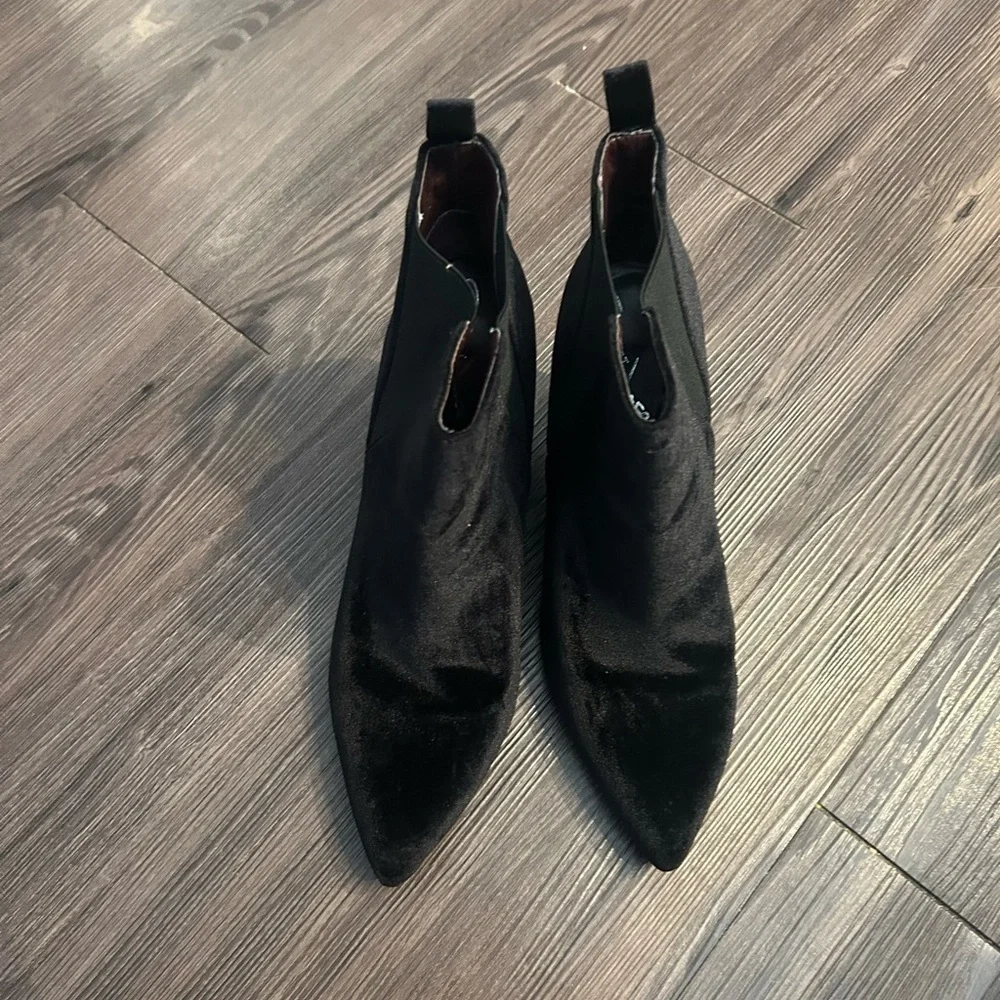 Report Footwear Myrna Black Velvet Ankle Booties